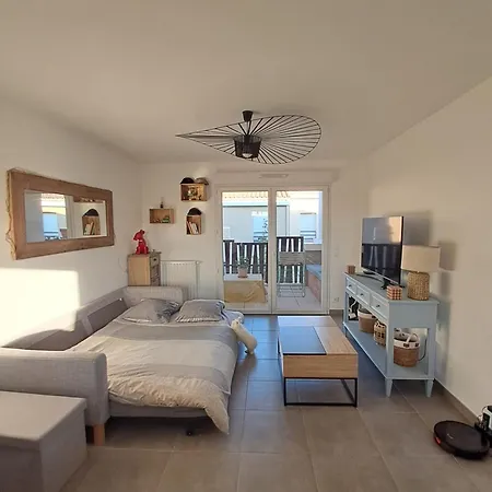 Appartement Cosy Centre Robion Exterior photo
